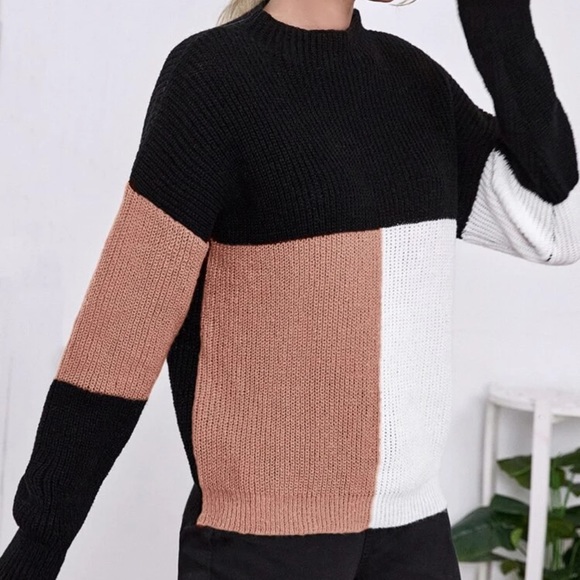 Beautiful woman sweater - Picture 2 of 7